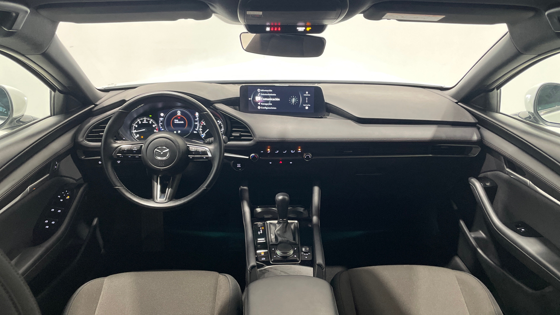 Mazda Mazda 3 2.5L E-SKY G MHEV en Barcelona