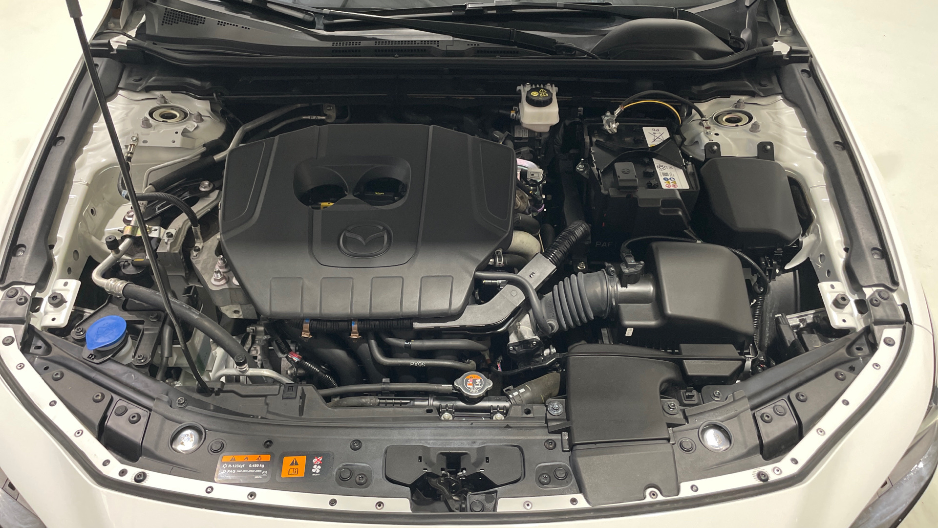 Mazda Mazda 3 2.5L E-SKY G MHEV en Barcelona