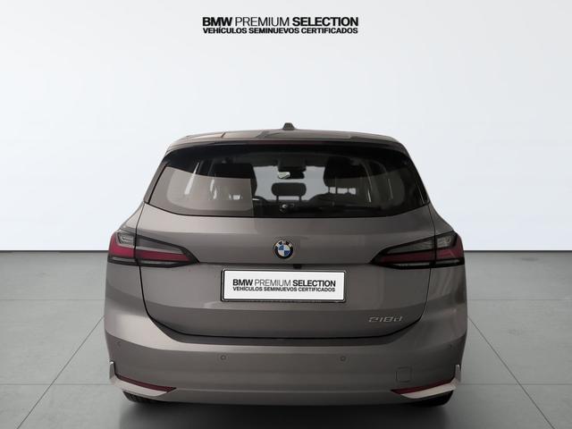 BMW Serie 2 218d Active Tourer color Gris. Año 2022. 110KW(150CV). Diésel. En concesionario Automotor Premium Fuengirola - Málaga de Málaga