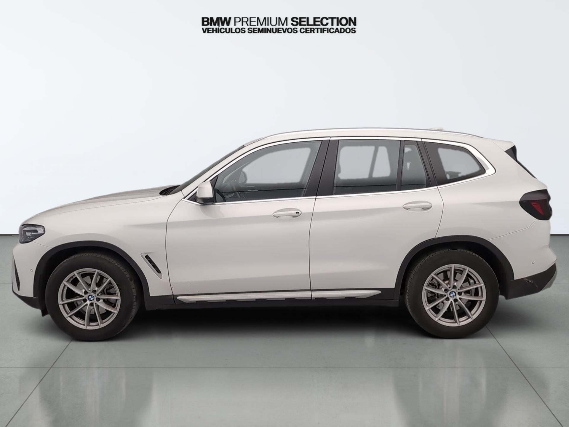 BMW X3 sDrive18d color Blanco. Año 2023. 110KW(150CV). Diésel. En concesionario Automotor Premium Velázquez - Málaga de Málaga