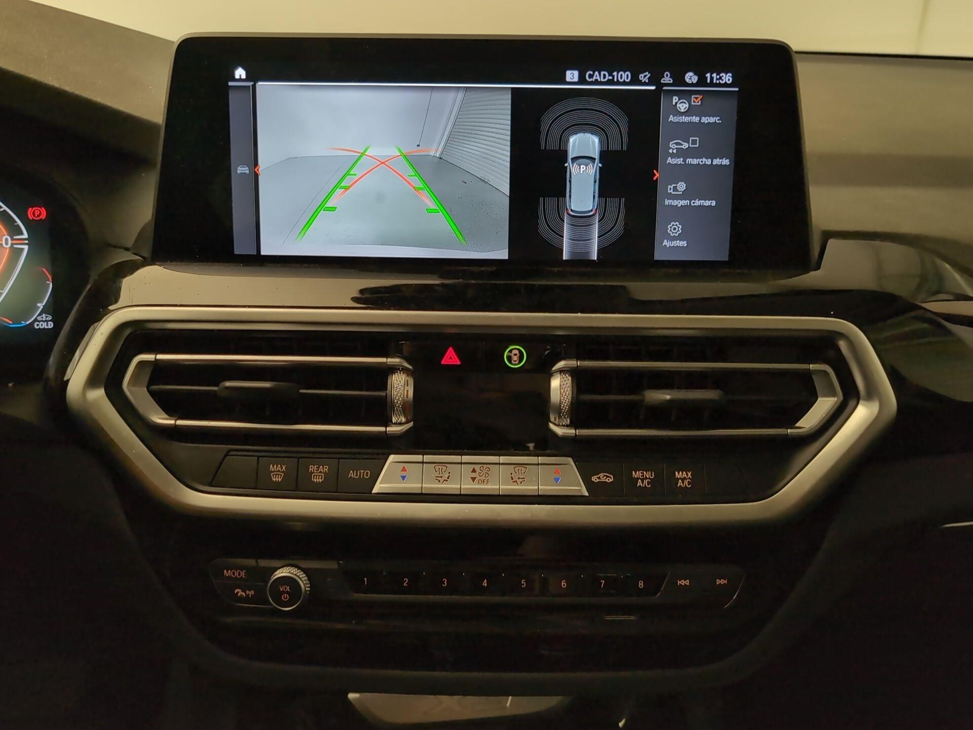 BMW X3 sDrive18d color Blanco. Año 2023. 110KW(150CV). Diésel. En concesionario Automotor Premium Velázquez - Málaga de Málaga