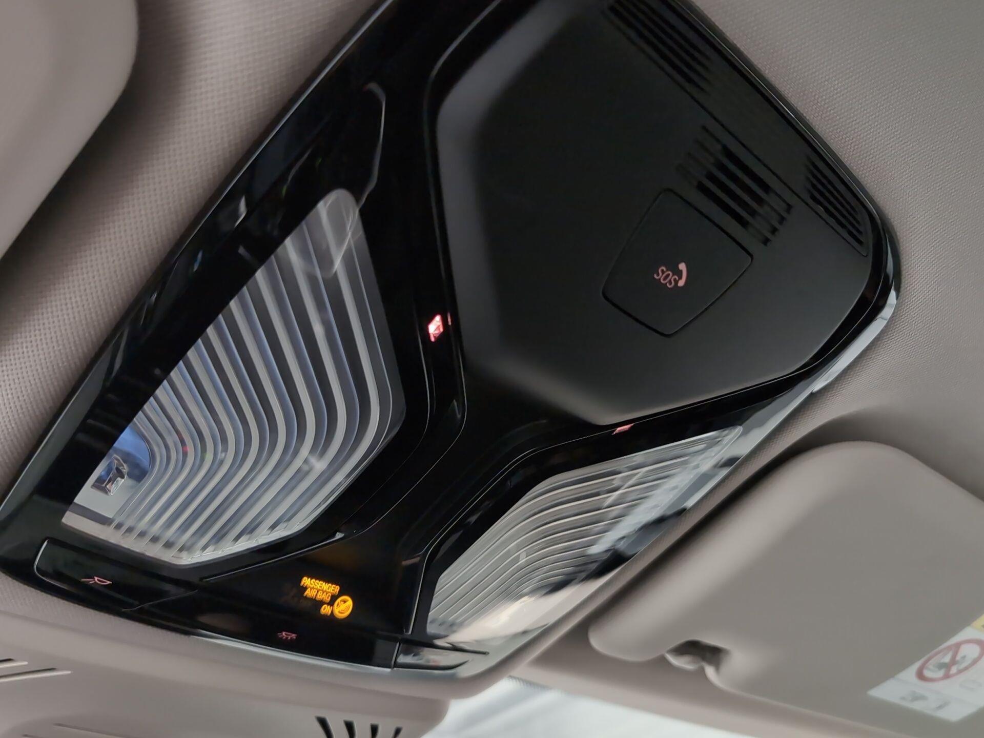 BMW X3 sDrive18d color Blanco. Año 2023. 110KW(150CV). Diésel. En concesionario Automotor Premium Velázquez - Málaga de Málaga