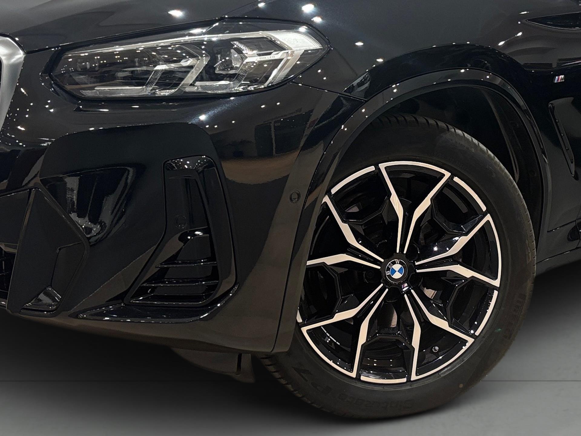 BMW X4 xDrive20d color Negro. Año 2021. 140KW(190CV). Diésel. En concesionario Automotor Costa, S.L.U. de Almería