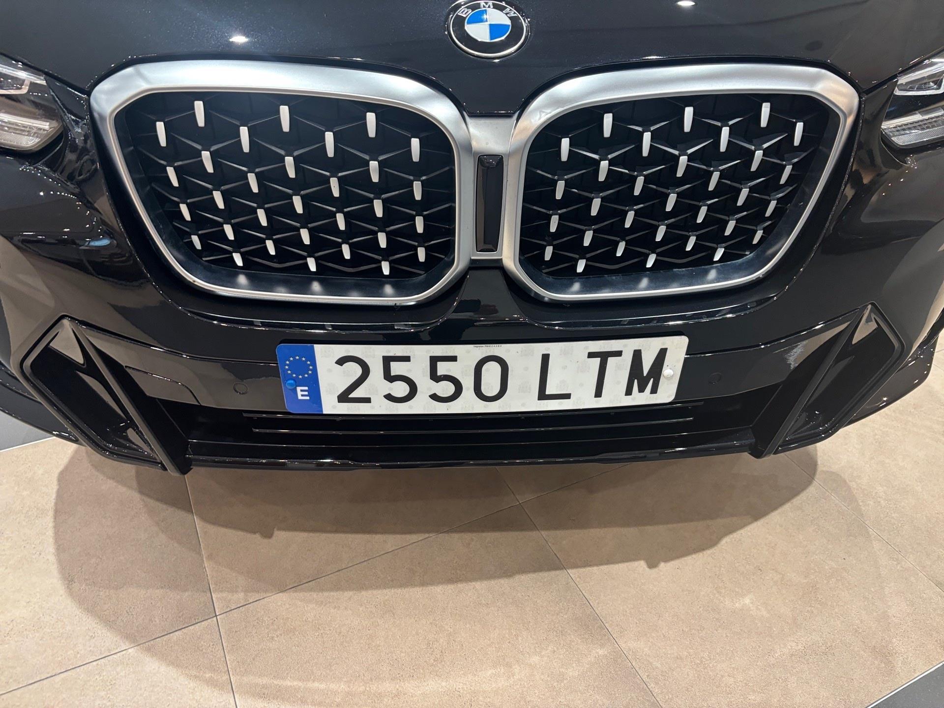 BMW X4 xDrive20d color Negro. Año 2021. 140KW(190CV). Diésel. En concesionario Automotor Costa, S.L.U. de Almería