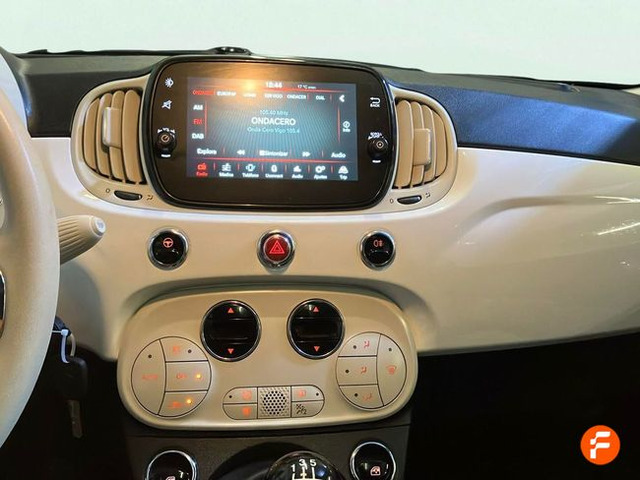 Foto 14 Fiat 500 1.0 Hybrid Dolcevita 51 kW (70 CV)