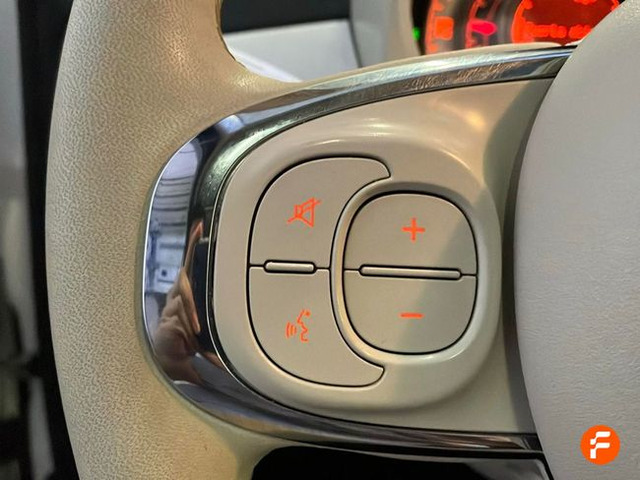 Foto 18 Fiat 500 1.0 Hybrid Dolcevita 51 kW (70 CV)