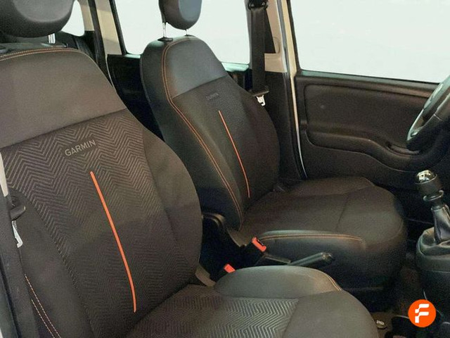 Foto 23 Fiat Panda 1.0 Hybrid Cross 51 kW (70 CV)