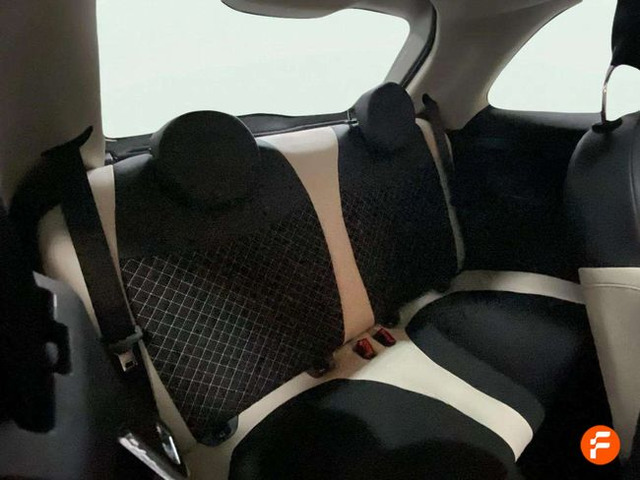 Foto 15 Fiat 500 1.0 Hybrid Dolcevita 51 kW (70 CV)