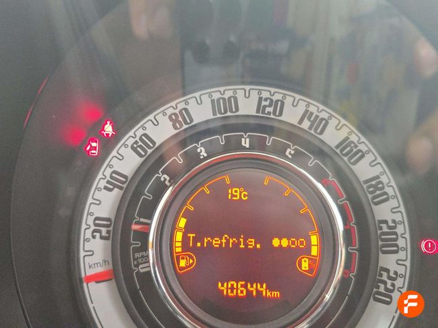 Foto 13 Fiat 500C 1.0 Hybrid Dolcevita 51 kW (70 CV)