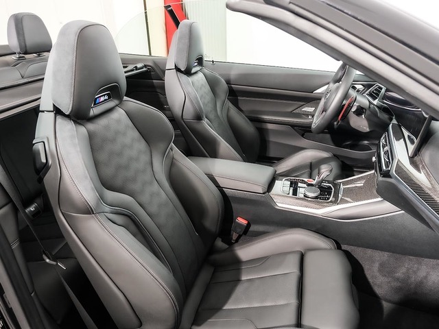 BMW M M4 Cabrio color Negro. Año 2024. 375KW(510CV). Gasolina. En concesionario Oliva Motor Girona de Girona