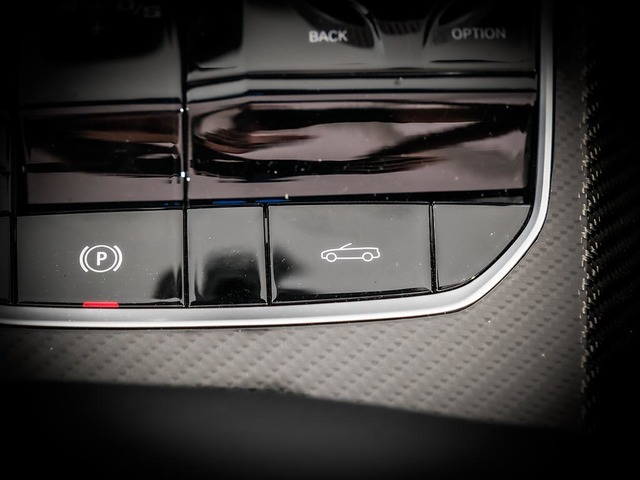 BMW M M4 Cabrio color Negro. Año 2024. 375KW(510CV). Gasolina. En concesionario Oliva Motor Girona de Girona