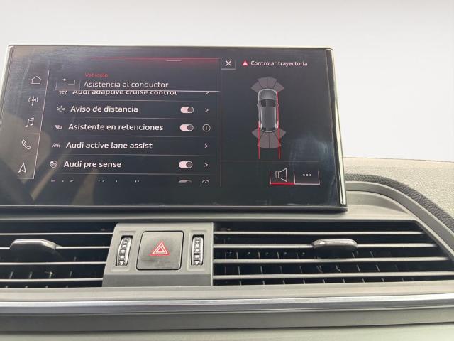 Foto 13 Audi Q5 Advanced 40 TDI quattro-ultra 150 kW (204 CV)