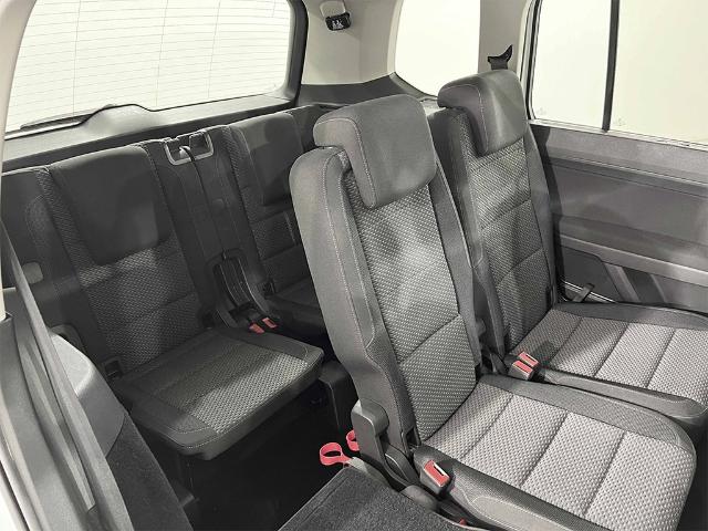 Volkswagen Touran Advance 1.5 TSI 110 kW (150 CV)