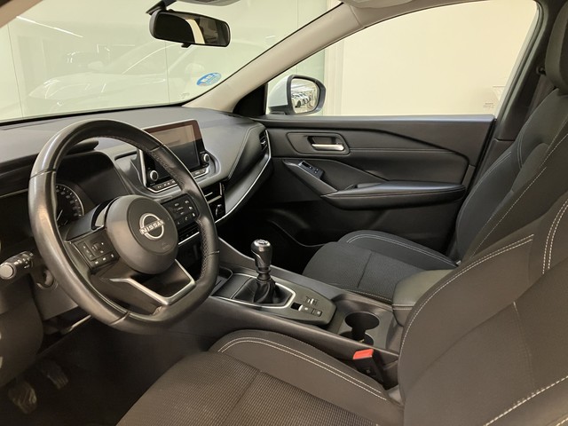 Foto 12 Nissan Qashqai DIG-T 140 mHEV Acenta 4x2 103 kW (140 CV)