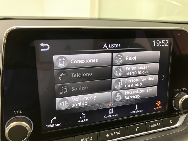 Foto 24 Nissan Qashqai DIG-T 140 mHEV Acenta 4x2 103 kW (140 CV)