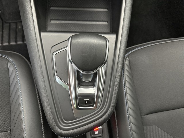 Foto 7 Renault Captur Espirit Alpine E-Tech 107 kW (145 CV)