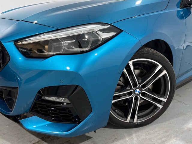 BMW Serie 2 218i Gran Coupe color Azul. Año 2023. 103KW(140CV). Gasolina. En concesionario Auto Premier, S.A. - MADRID de Madrid