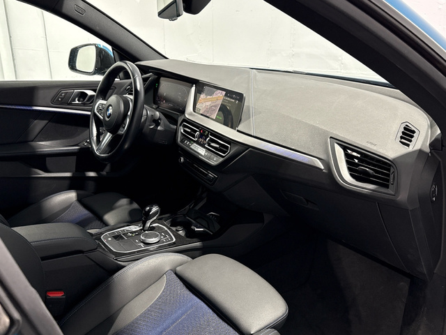 BMW Serie 2 218i Gran Coupe color Azul. Año 2023. 103KW(140CV). Gasolina. En concesionario Auto Premier, S.A. - MADRID de Madrid