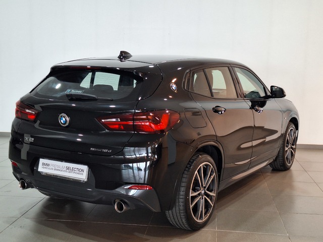 BMW X2 sDrive18d color Negro. Año 2021. 110KW(150CV). Diésel. En concesionario Tormes Motor de Salamanca