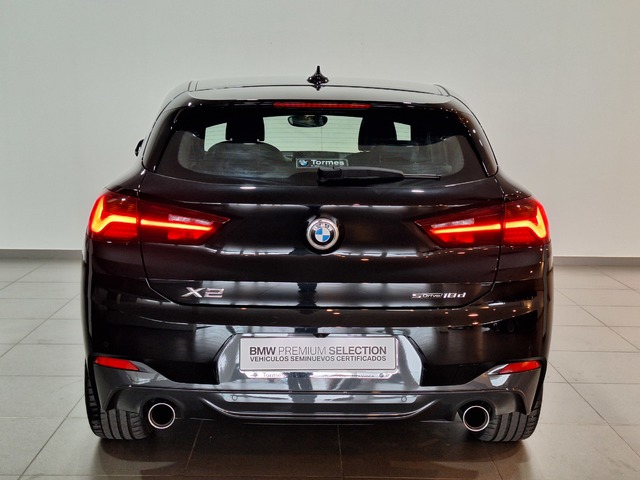 BMW X2 sDrive18d color Negro. Año 2021. 110KW(150CV). Diésel. En concesionario Tormes Motor de Salamanca