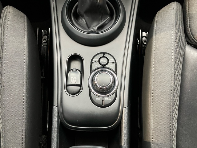 fotoG 23 del MINI MINI Countryman Cooper S E ALL4 165 kW (224 CV) 224cv Híbrido Electro/Gasolina del 2019 en Tarragona