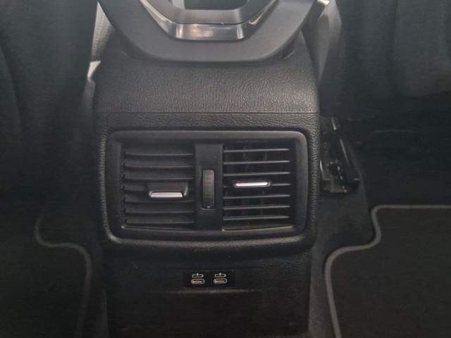 BMW X2 sDrive18d color Negro. Año 2018. 110KW(150CV). Diésel. En concesionario Movitransa Cars Huelva de Huelva