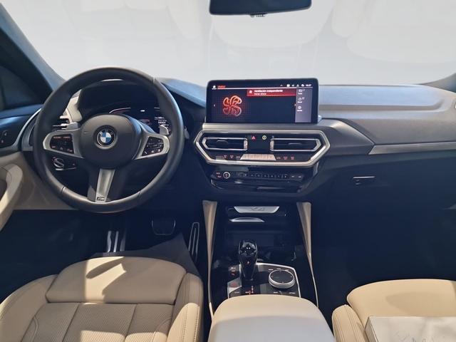 BMW X4 xDrive20d color Negro. Año 2023. 140KW(190CV). Diésel. En concesionario Automotor Premium Marbella - Málaga de Málaga