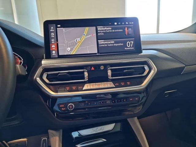 BMW X4 xDrive20d color Negro. Año 2023. 140KW(190CV). Diésel. En concesionario Automotor Premium Marbella - Málaga de Málaga