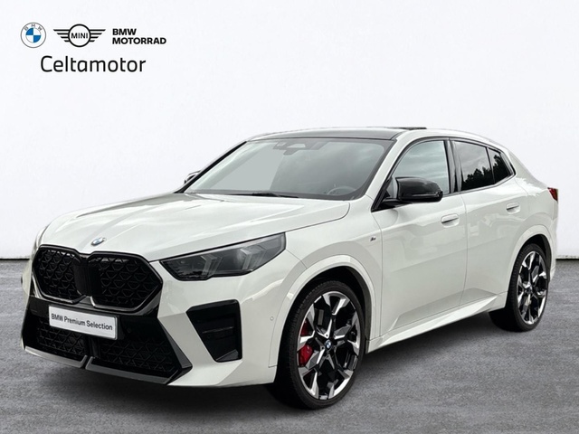 BMW X2 xDrive20d color Blanco. Año 2025. 120KW(163CV). Diésel. En concesionario Celtamotor Caldas Reis de Pontevedra