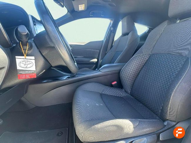 Foto 12 Toyota C-HR 1.8 125H Active 90 kW (122 CV)