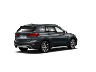Fotos de BMW X1 sDrive18d color Gris. Año 2021. 110KW(150CV). Diésel. En concesionario Mandel Motor Badajoz de Badajoz