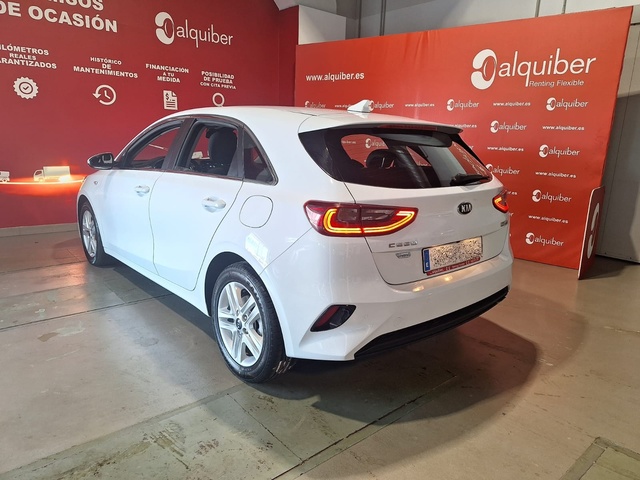 Kia Ceed 1.6 MHEV iMT Drive 100 kW (136 CV)