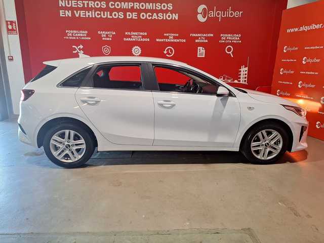Kia Ceed 1.6 MHEV iMT Drive 100 kW (136 CV)