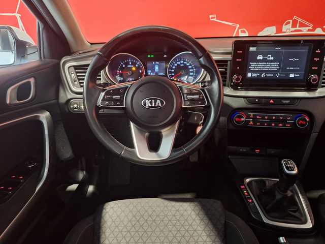 Kia Ceed 1.6 MHEV iMT Drive 100 kW (136 CV)