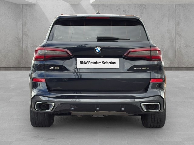 BMW X5 xDrive30d color Negro. Año 2020. 210KW(286CV). Diésel. En concesionario BMW Avilcar Ávila de Ávila