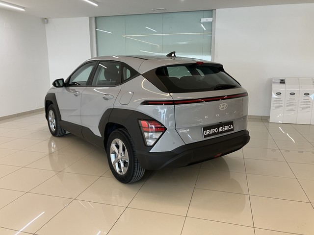 Foto 8 Hyundai Kona 1.6 GDI HEV Maxx DCT 104 kW (141 CV)