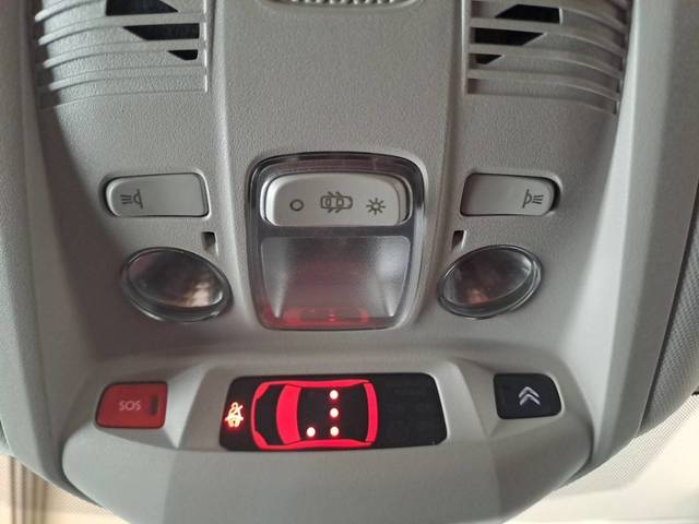 Citroen C5 Aircross Hybrid Plus e-DCS6 107 kW (145 CV)