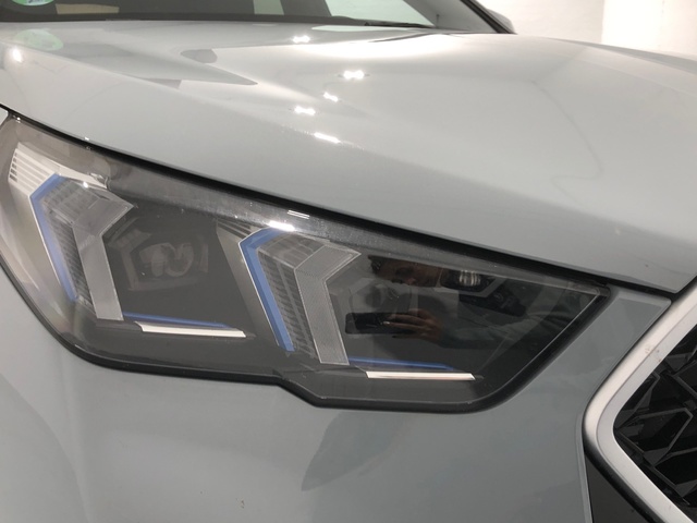 BMW X2 sDrive18d color Gris. Año 2025. 110KW(150CV). Diésel. En concesionario Auto Premier, S.A. - MADRID de Madrid