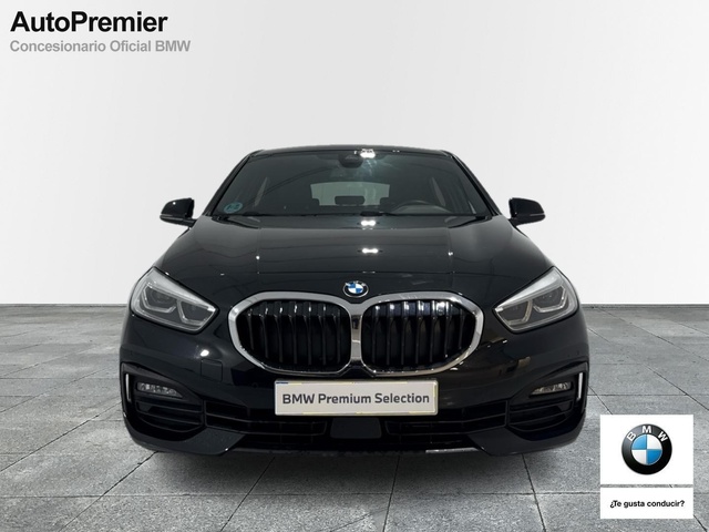 BMW Serie 1 118d color Negro. Año 2022. 110KW(150CV). Diésel. En concesionario Auto Premier, S.A. - MADRID de Madrid
