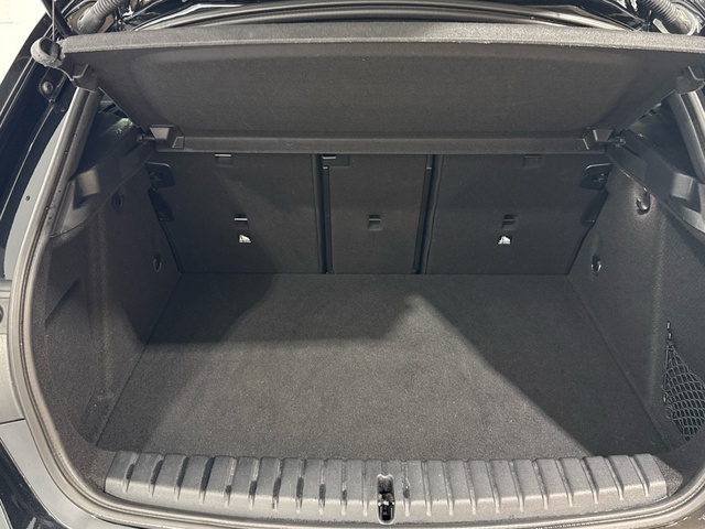 BMW Serie 1 118d color Negro. Año 2022. 110KW(150CV). Diésel. En concesionario Auto Premier, S.A. - MADRID de Madrid