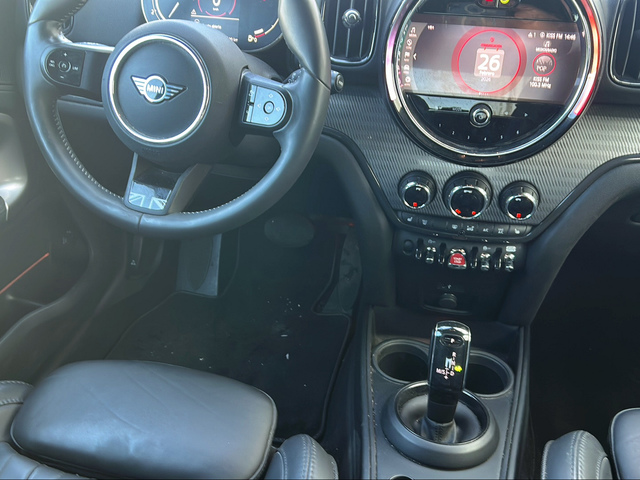 fotoG 15 del MINI MINI Countryman Cooper D 110 kW (150 CV) 150cv Diésel del 2023 en Sevilla