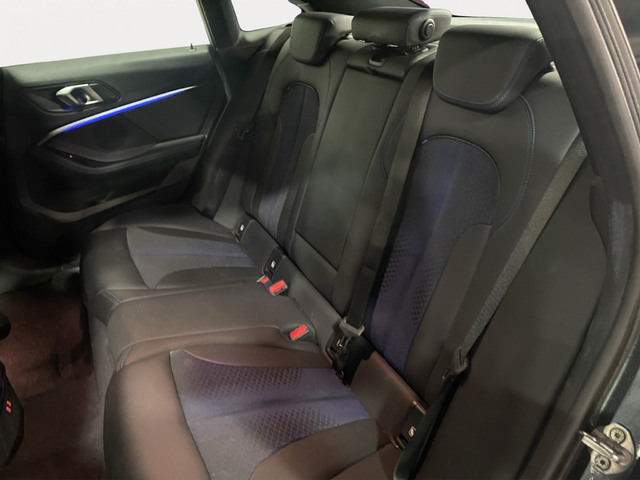 BMW Serie 2 218d Gran Coupe color Gris. Año 2021. 110KW(150CV). Diésel. En concesionario Hispamovil Elche de Alicante