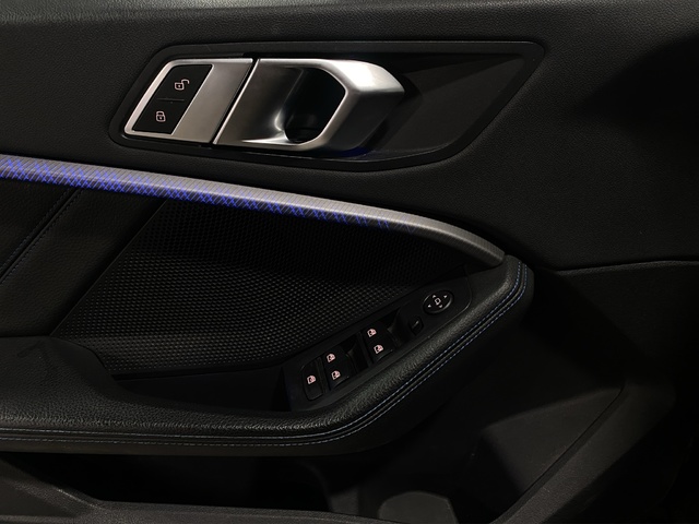 BMW Serie 2 218d Gran Coupe color Gris. Año 2021. 110KW(150CV). Diésel. En concesionario Hispamovil Elche de Alicante