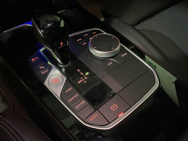 BMW Serie 2 218d Gran Coupe color Gris. Año 2021. 110KW(150CV). Diésel. En concesionario Hispamovil Elche de Alicante