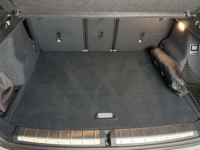 BMW X1 sDrive18d color Gris Plata. Año 2021. 110KW(150CV). Diésel. En concesionario Triocar Gijón (Bmw y Mini) de Asturias