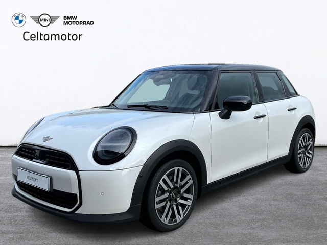 fotoG 0 del MINI MINI 5 Puertas Cooper C 115 kW (156 CV) 156cv Gasolina del 2025 en Pontevedra