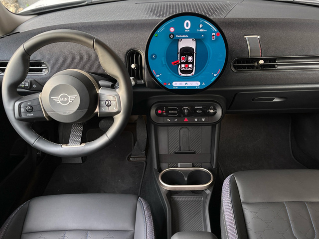 fotoG 6 del MINI MINI 5 Puertas Cooper C 115 kW (156 CV) 156cv Gasolina del 2025 en Pontevedra