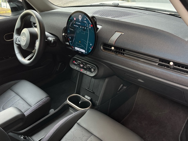 fotoG 7 del MINI MINI 5 Puertas Cooper C 115 kW (156 CV) 156cv Gasolina del 2025 en Pontevedra