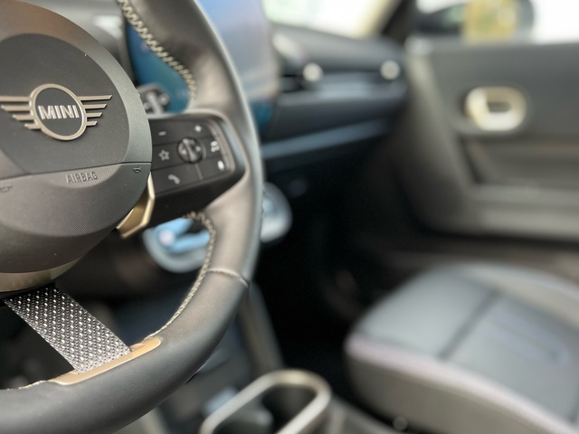 fotoG 18 del MINI MINI 5 Puertas Cooper C 115 kW (156 CV) 156cv Gasolina del 2025 en Pontevedra
