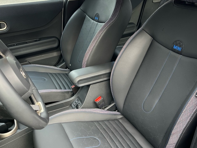 fotoG 22 del MINI MINI 5 Puertas Cooper C 115 kW (156 CV) 156cv Gasolina del 2025 en Pontevedra